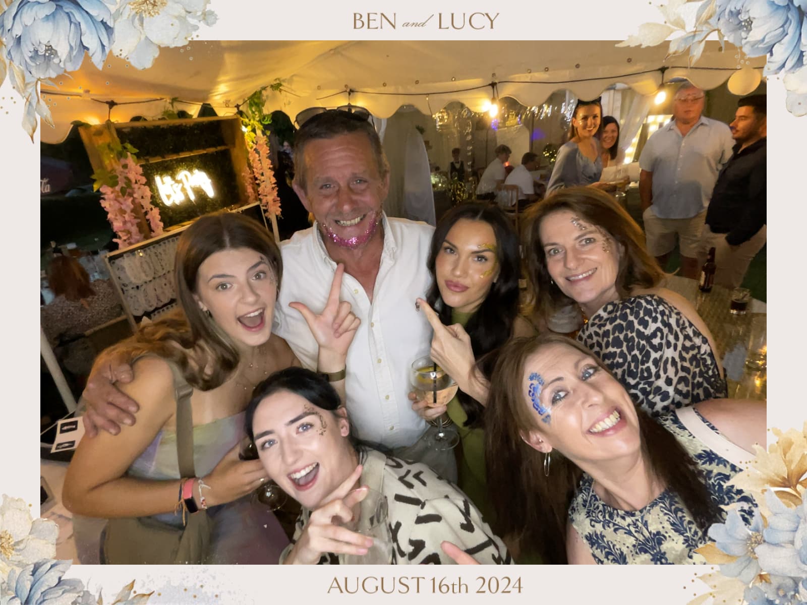 Wedding guests captured by The Selfie Roamer